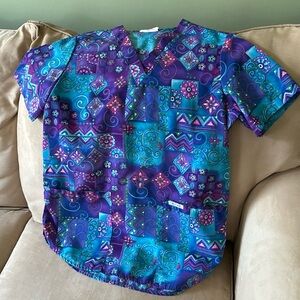Cherokee scrub top size small, worn maybe once.
